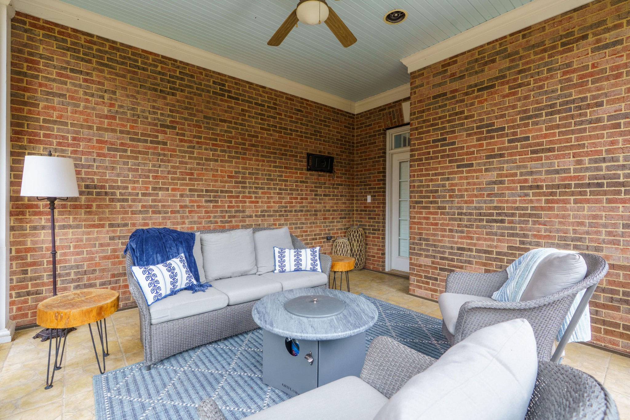 6803 Silver Cloud Cove Ooltewah TN 37363