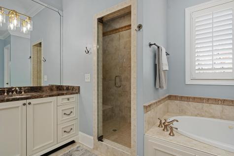 6803 Silver Cloud Cove Ooltewah TN 37363