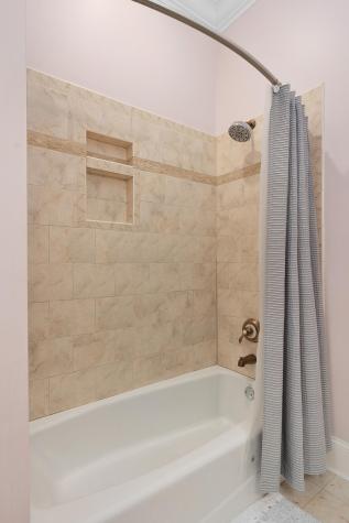 6803 Silver Cloud Cove Ooltewah TN 37363