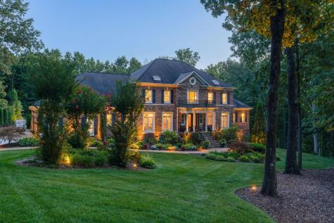 6803 Silver Cloud Cove Ooltewah TN 37363