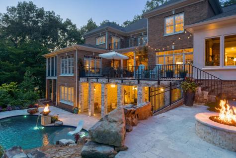 6803 Silver Cloud Cove Ooltewah TN 37363
