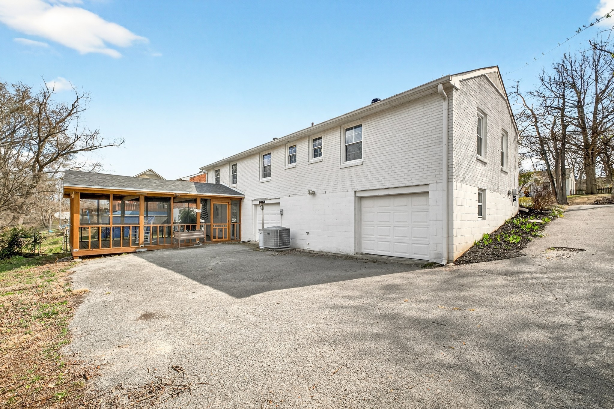 340 Binkley Drive Nashville TN 37211