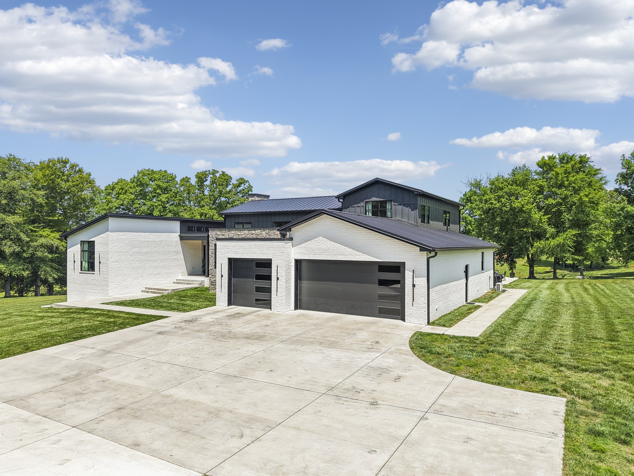 653 Hicks Edgen Road Pleasant View TN 37146