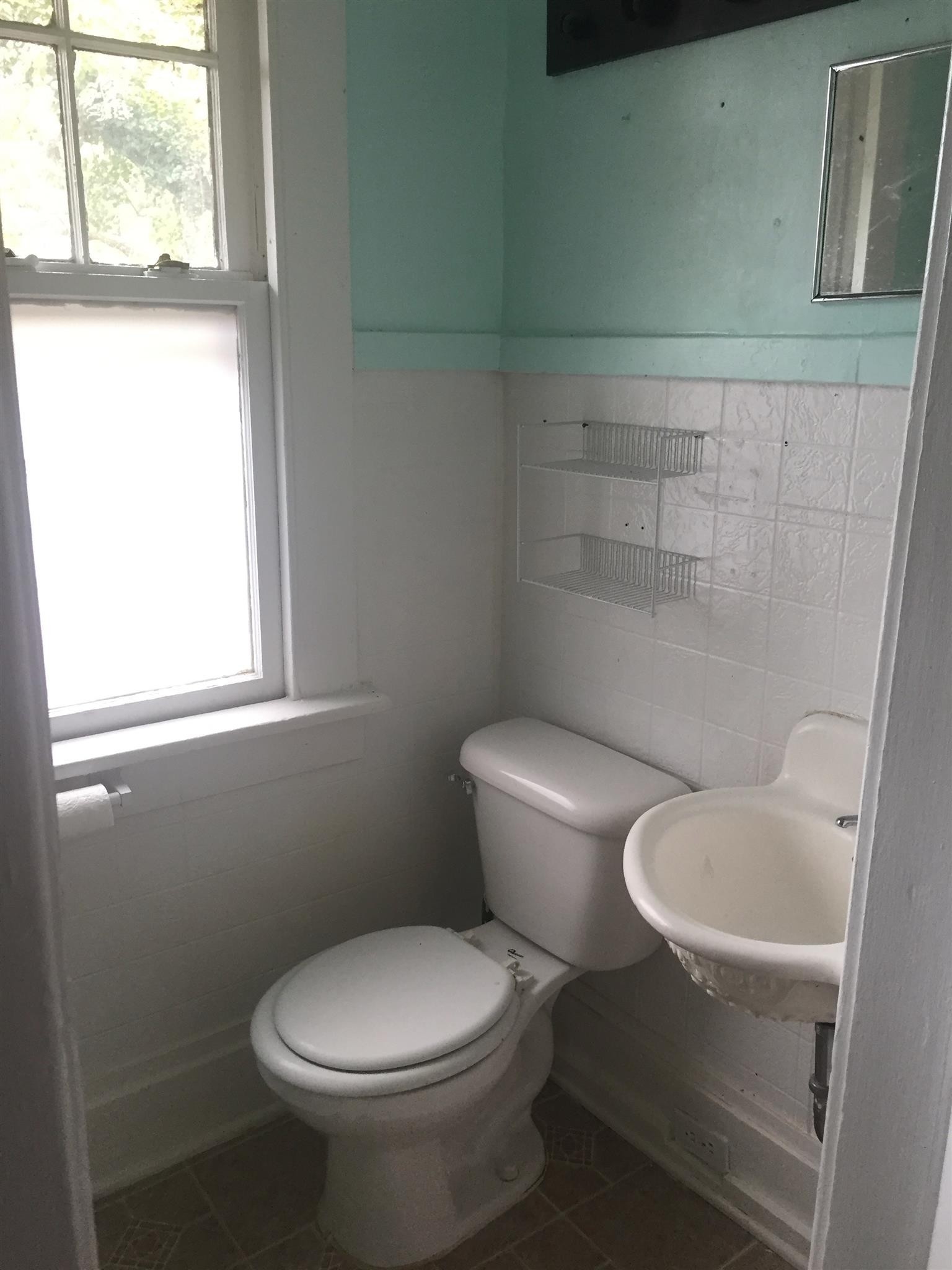 1714 Ashwood Avenue Nashville TN 37212