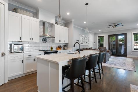 5806 Carl Place Nashville TN 37209