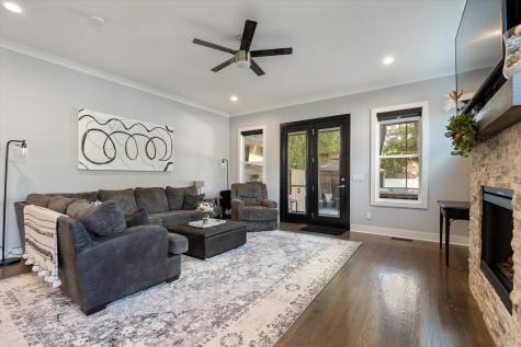 5806 Carl Place Nashville TN 37209