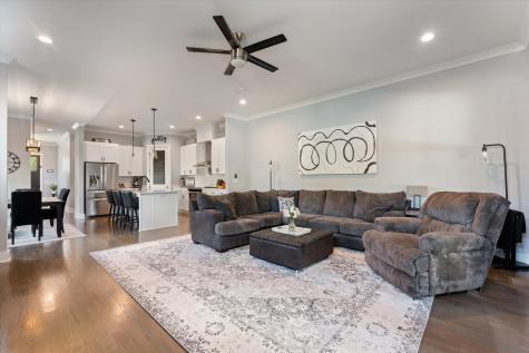 5806 Carl Place Nashville TN 37209