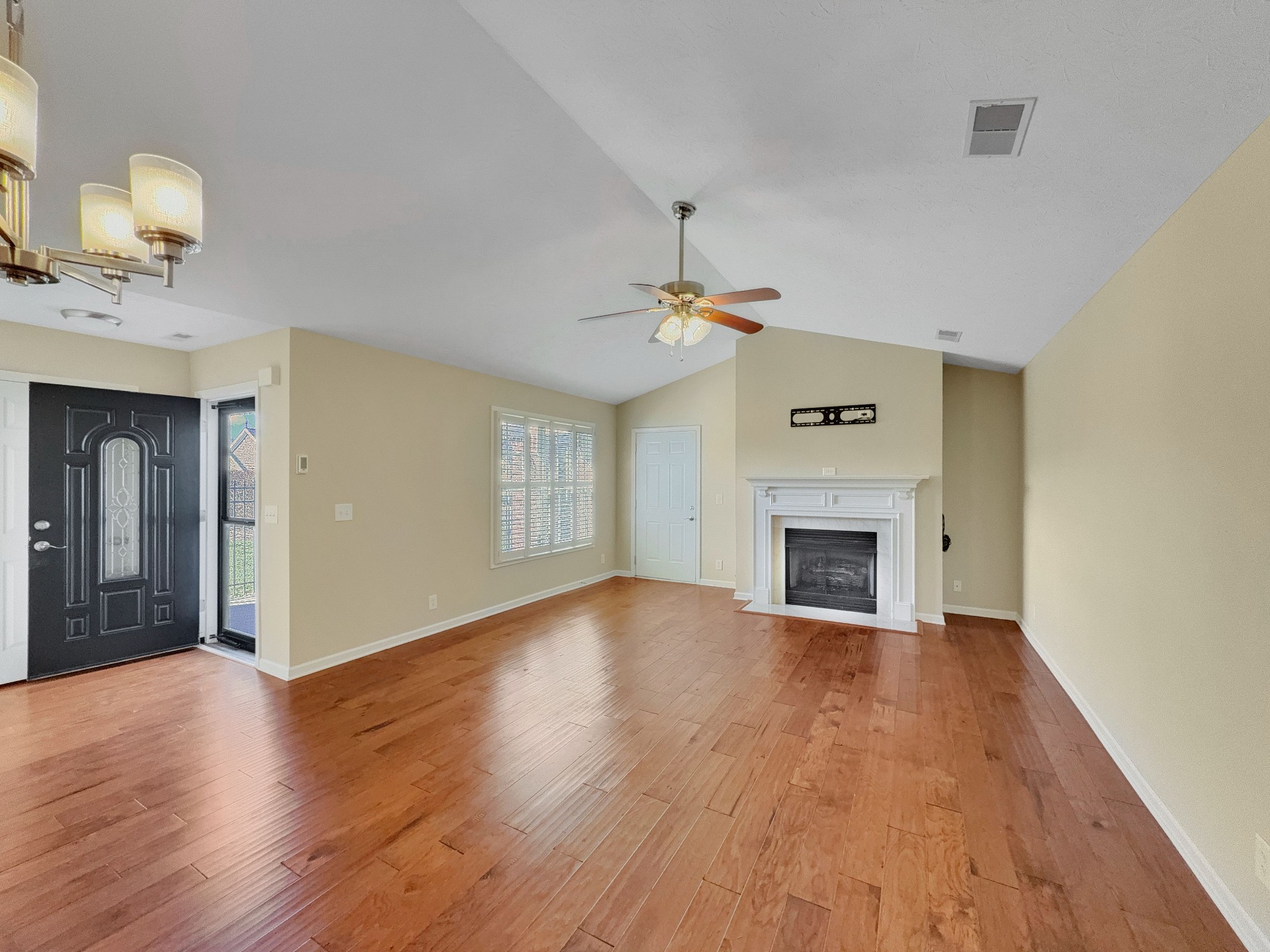 395 Devon Chase Hill Gallatin TN 37066