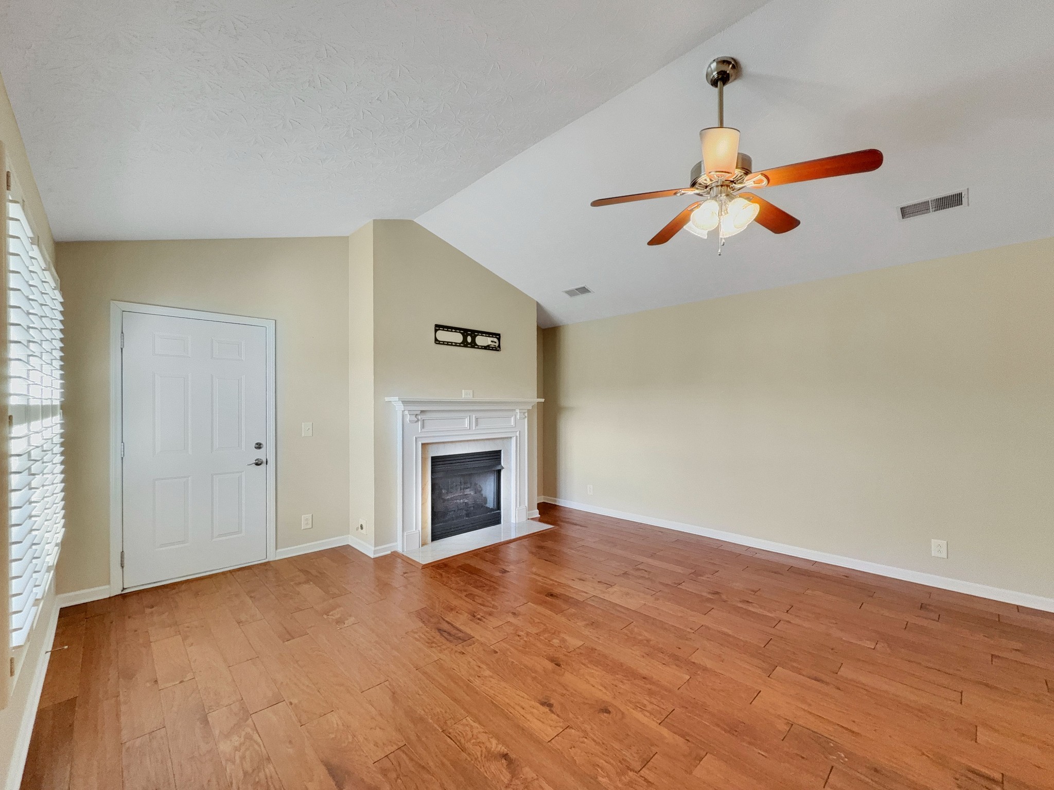 395 Devon Chase Hill Gallatin TN 37066