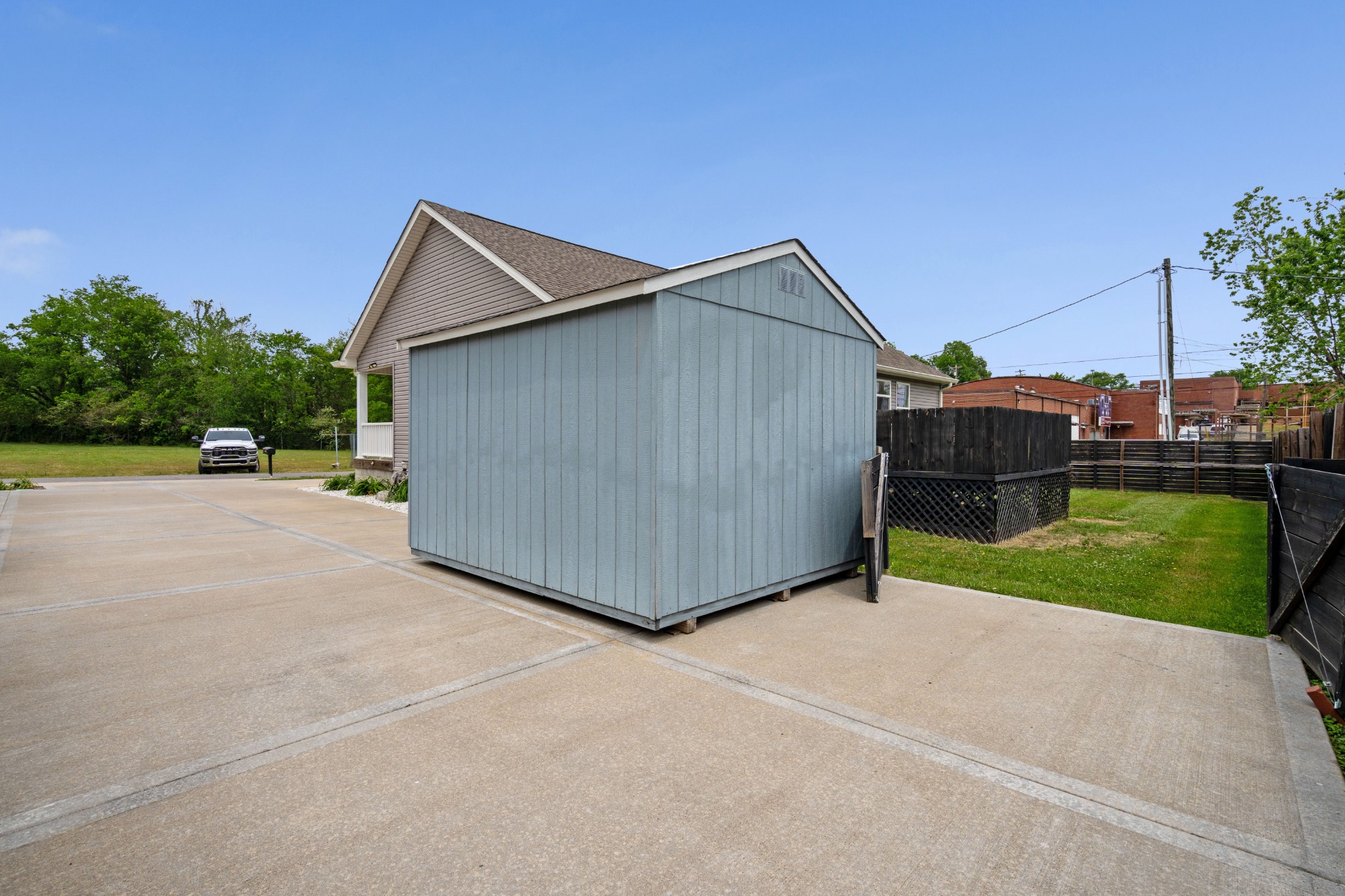 403 W College Street Watertown TN 37184