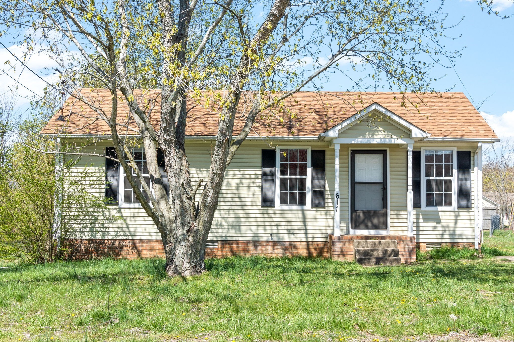 611 Artic Avenue Oak Grove KY 42262