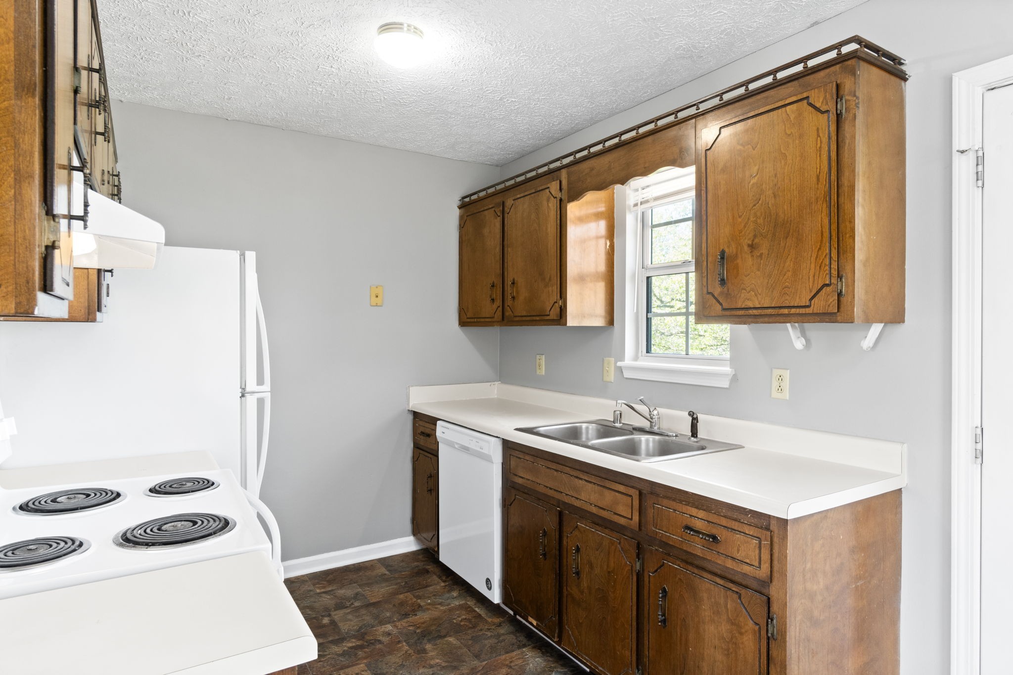611 Artic Avenue Oak Grove KY 42262