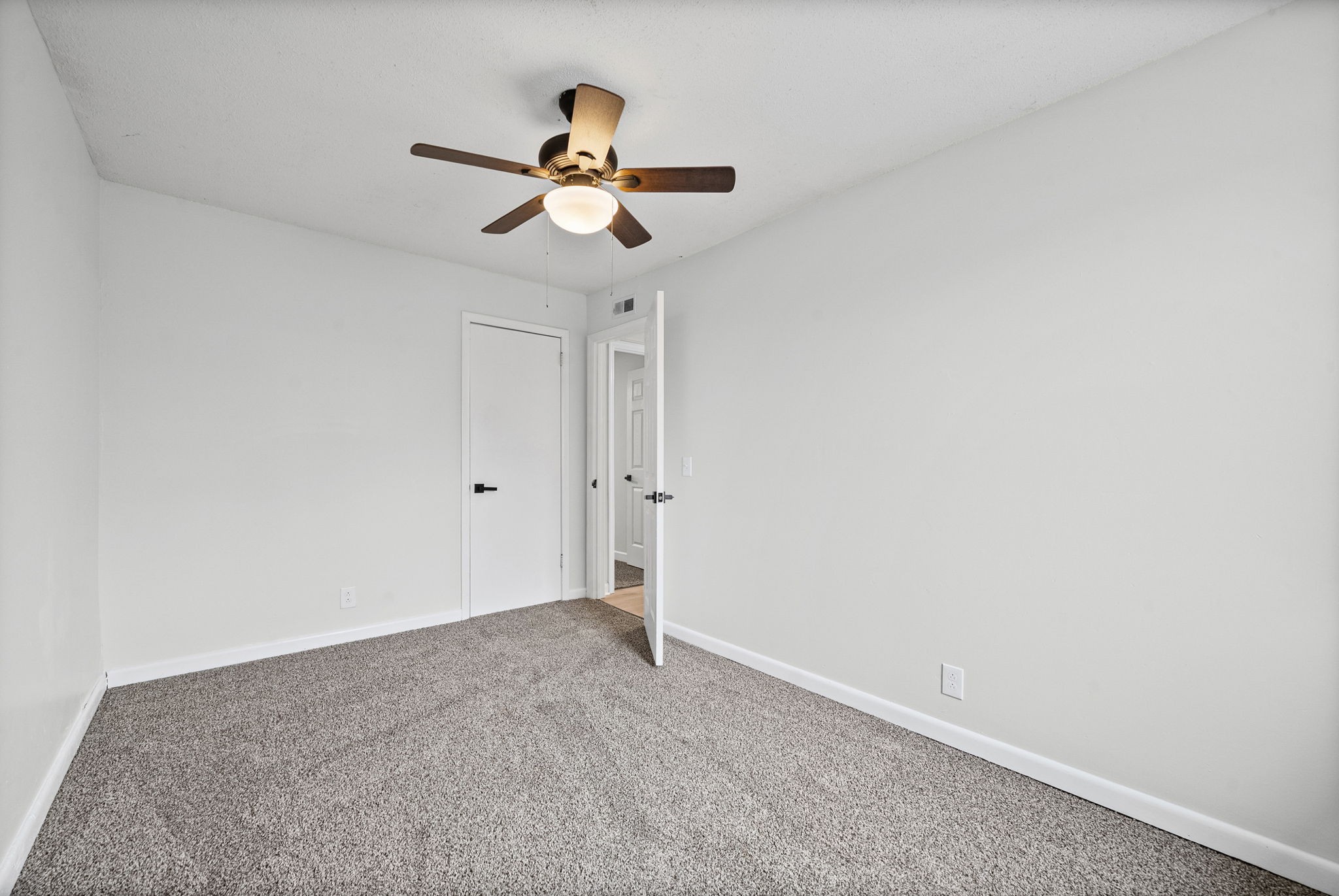 1502 Falcon Drive Clarksville TN 37042