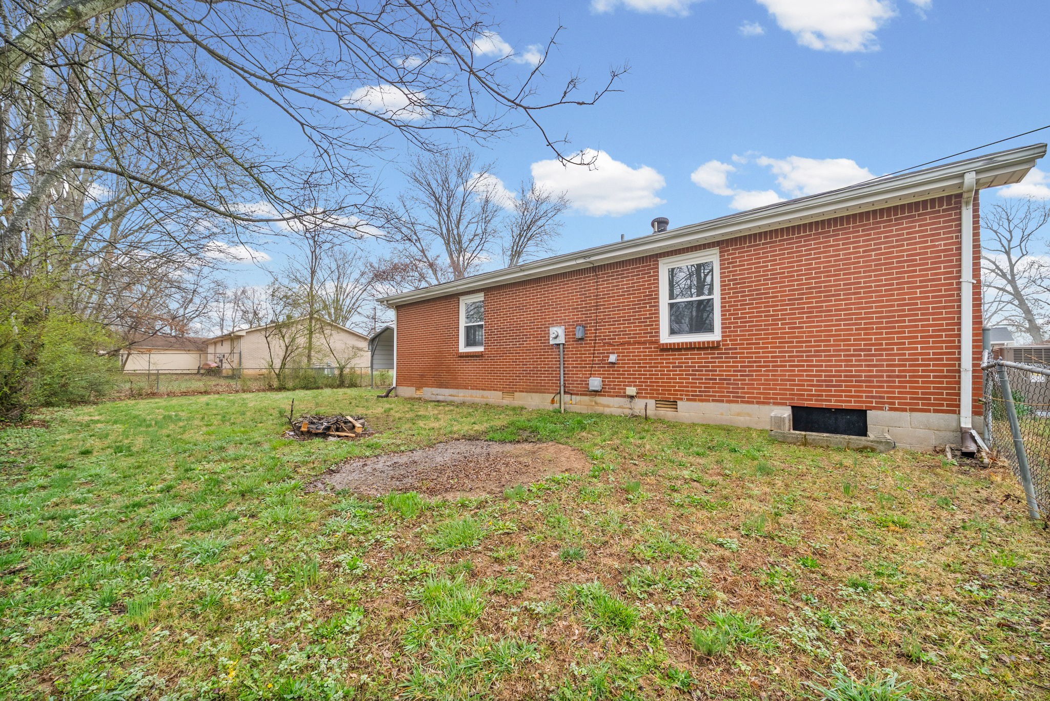 1502 Falcon Drive Clarksville TN 37042