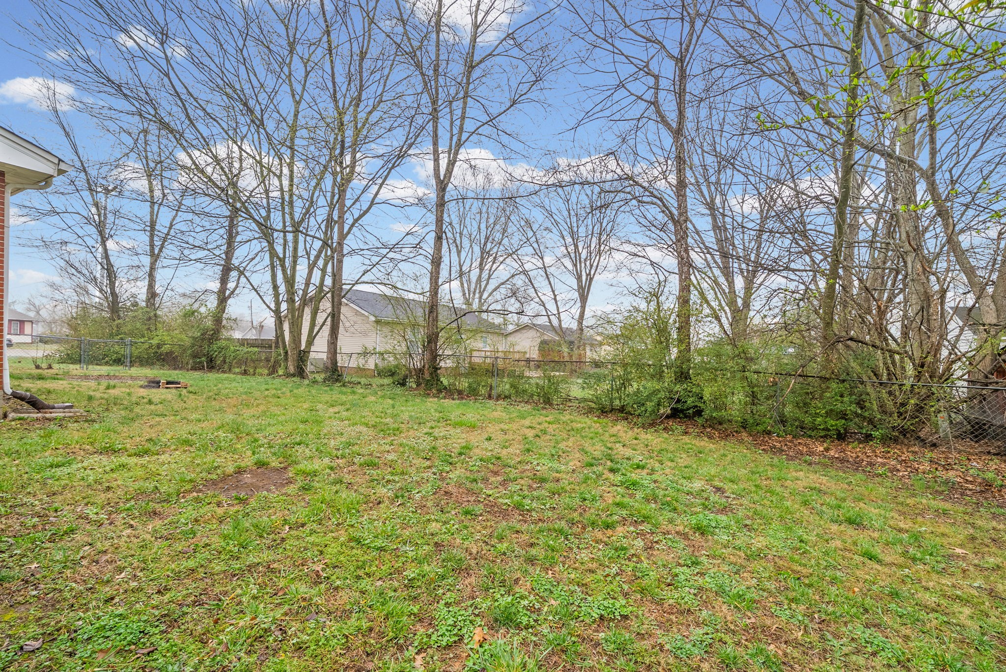 1502 Falcon Drive Clarksville TN 37042