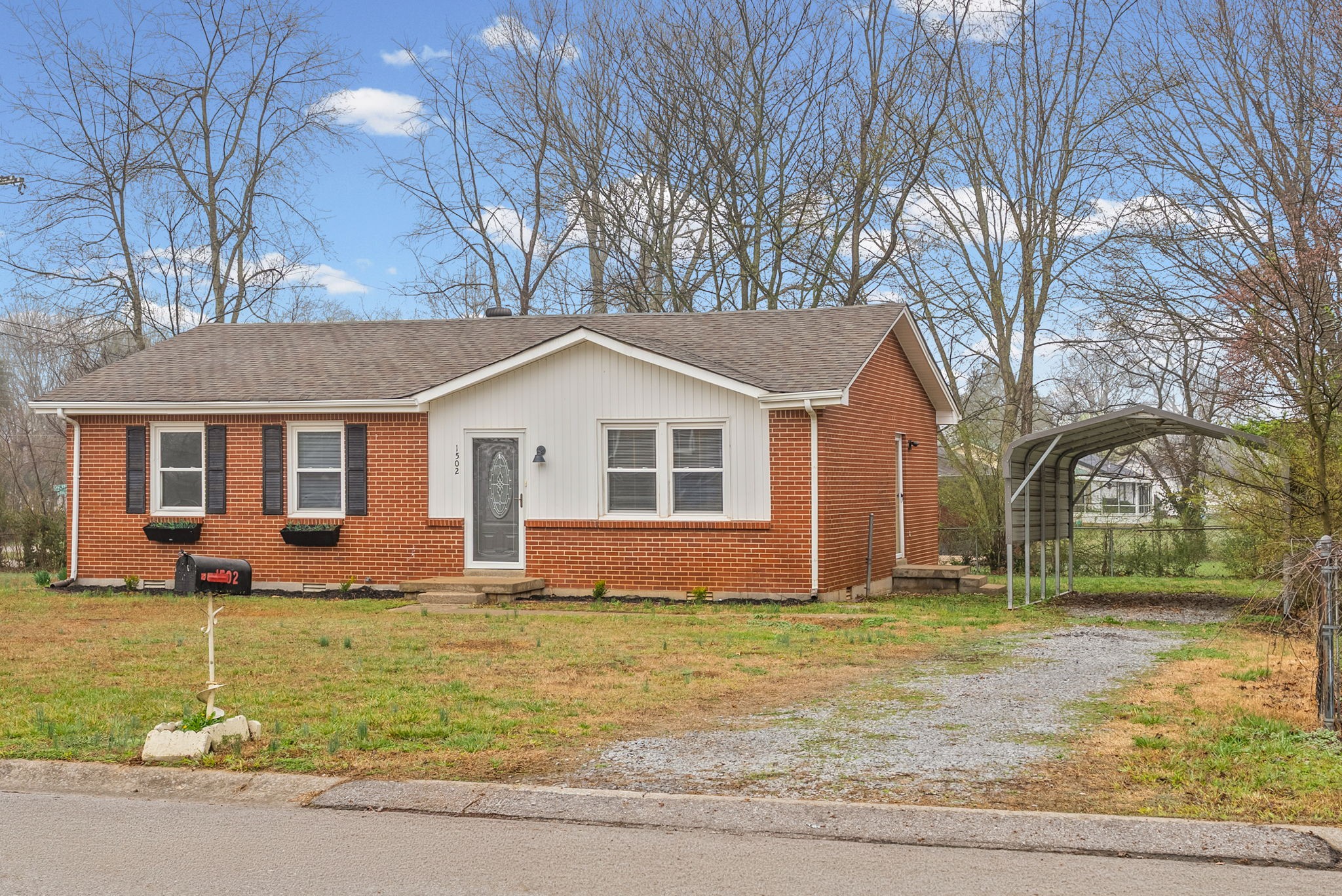 1502 Falcon Drive Clarksville TN 37042