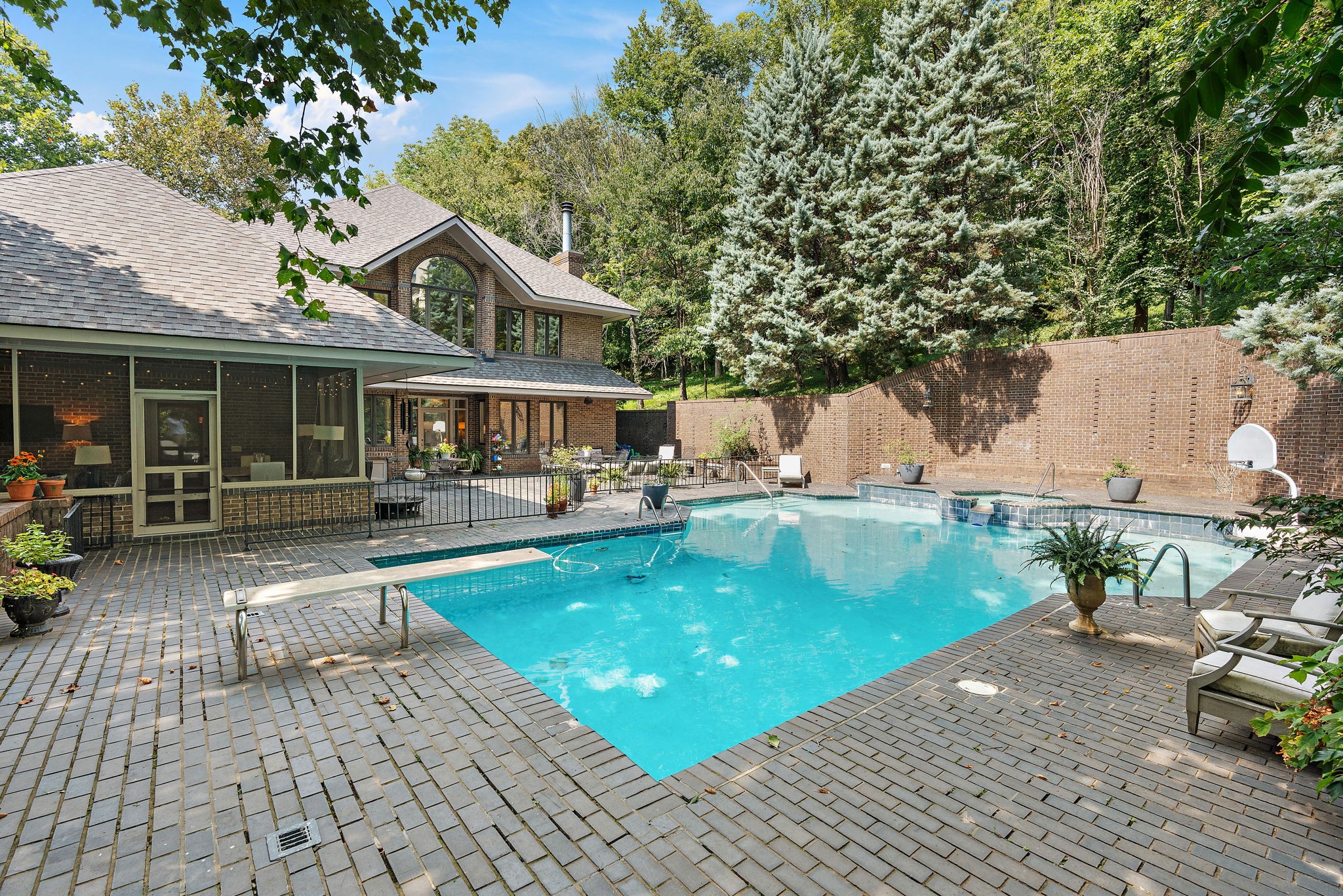 5543 Stanford Drive Nashville TN 37215