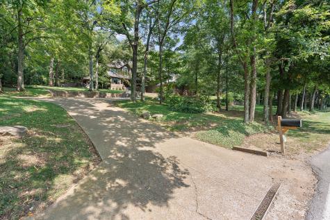 5543 Stanford Drive Nashville TN 37215