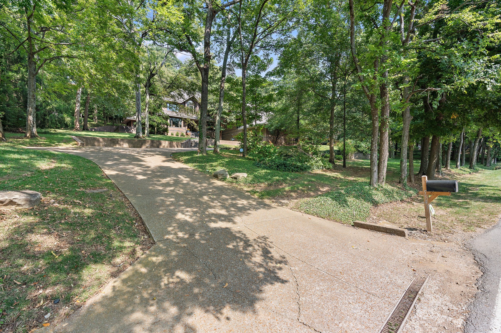 5543 Stanford Drive Nashville TN 37215