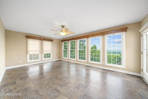 40 Bluff View Terrace Crossville TN 38558