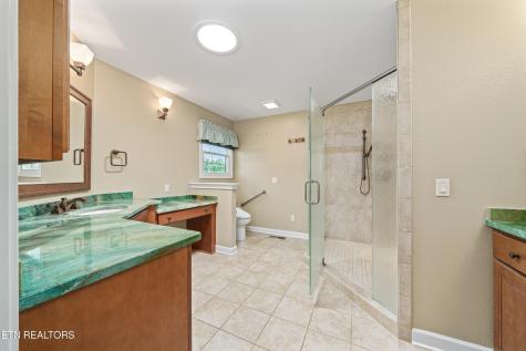 40 Bluff View Terrace Crossville TN 38558