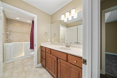 40 Bluff View Terrace Crossville TN 38558