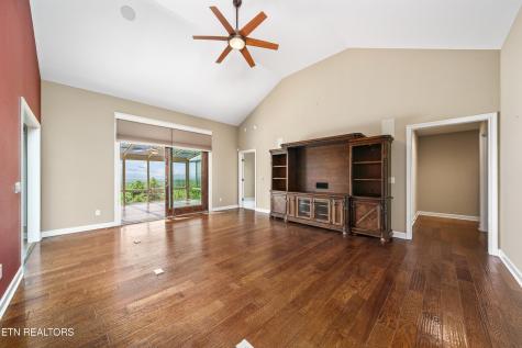 40 Bluff View Terrace Crossville TN 38558