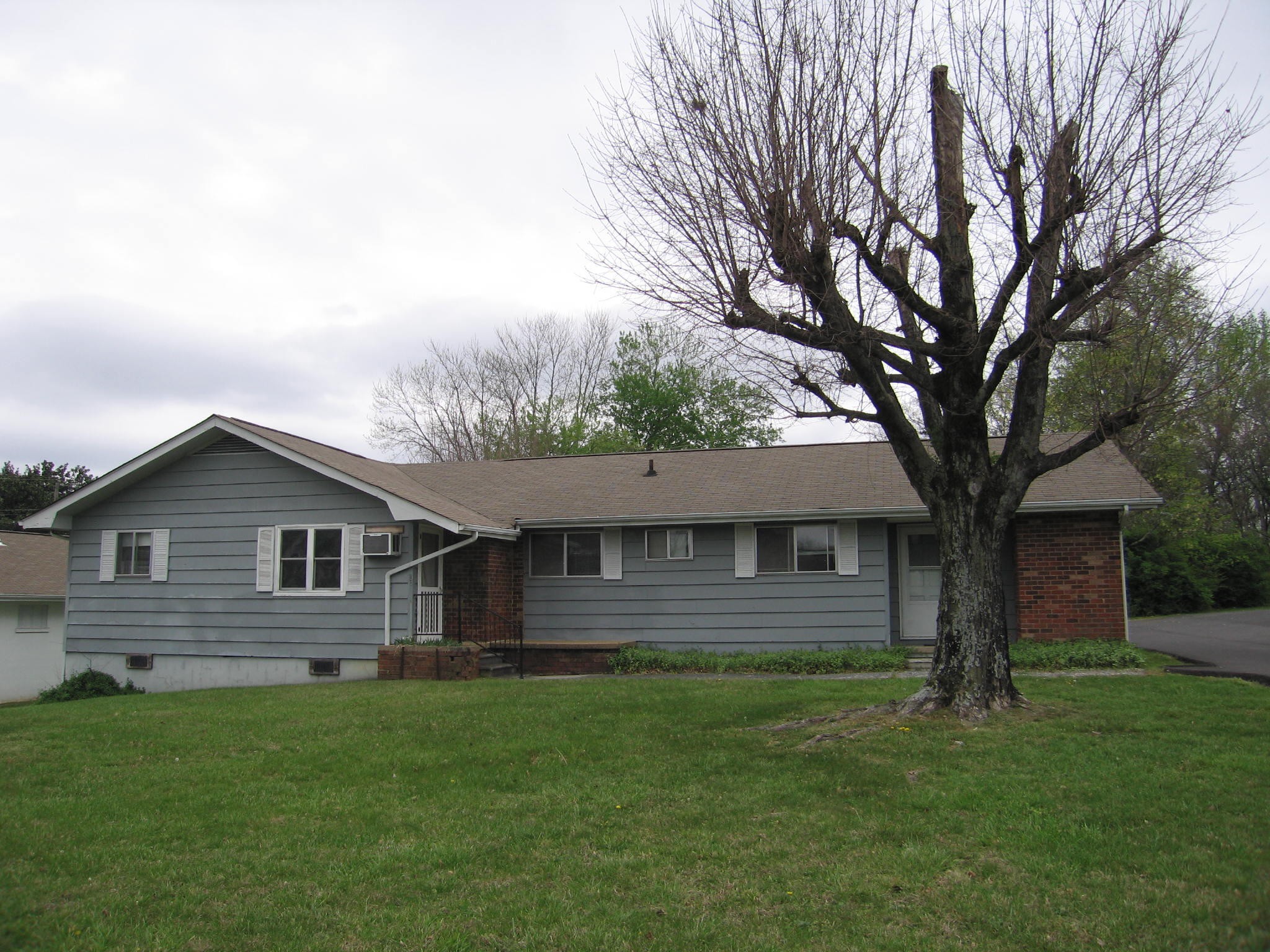 25302560 NE N. Ocoee Street, NE Cleveland TN 37312