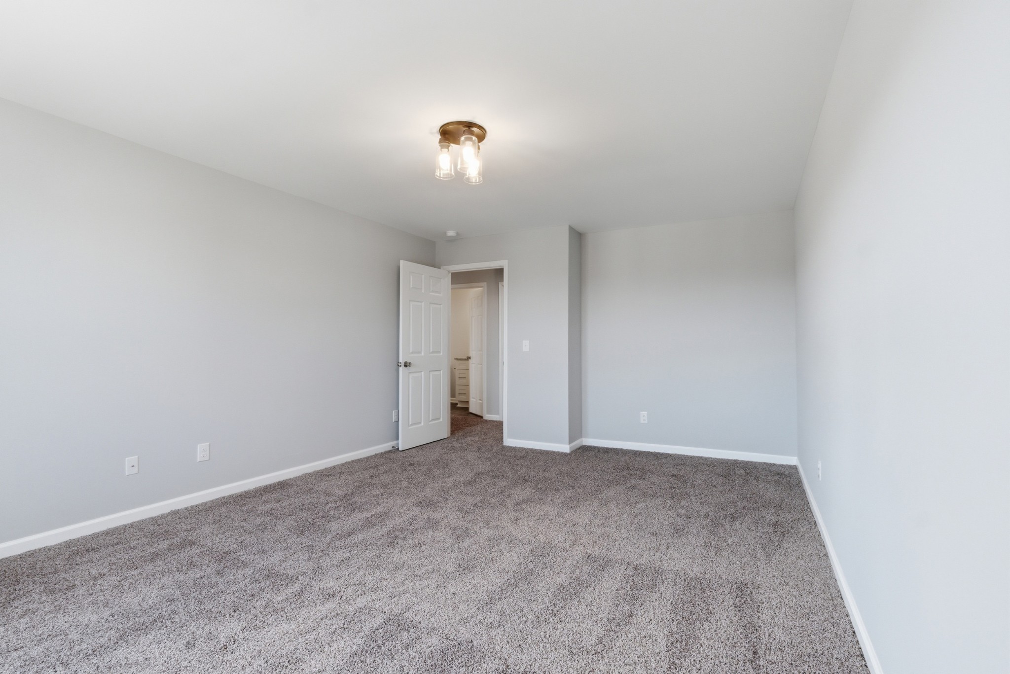 4741 Long Branch Antioch TN 37013