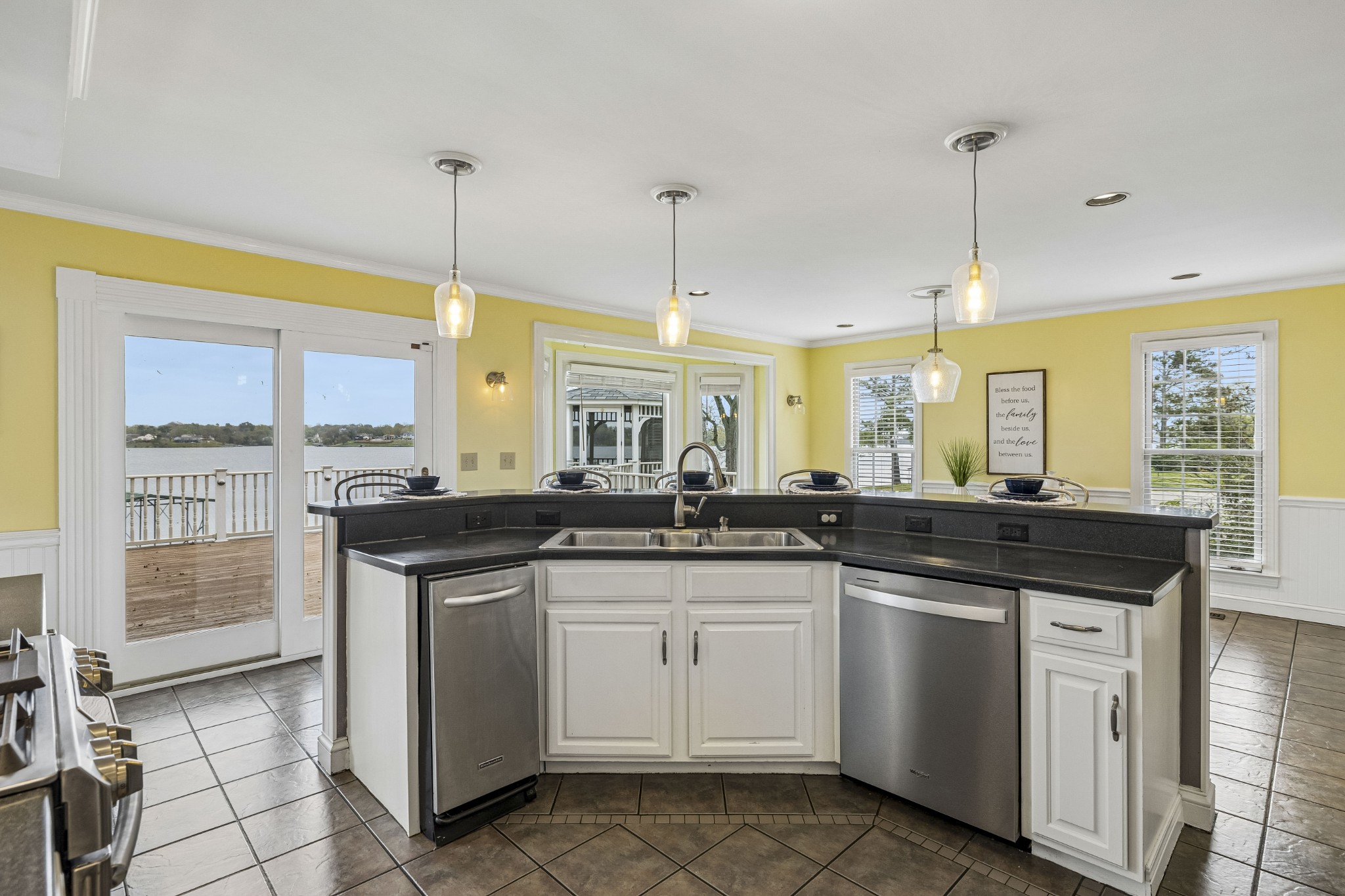 3211 Lakeshore Drive Old Hickory TN 37138