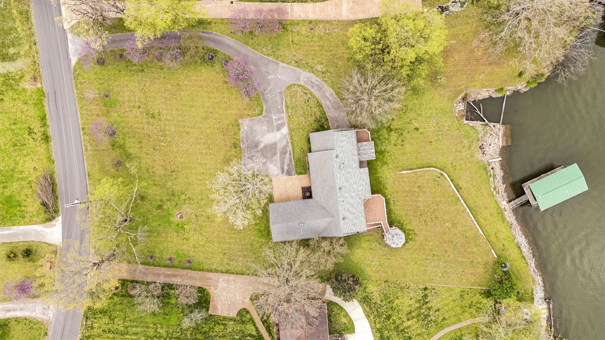 3211 Lakeshore Drive Old Hickory TN 37138