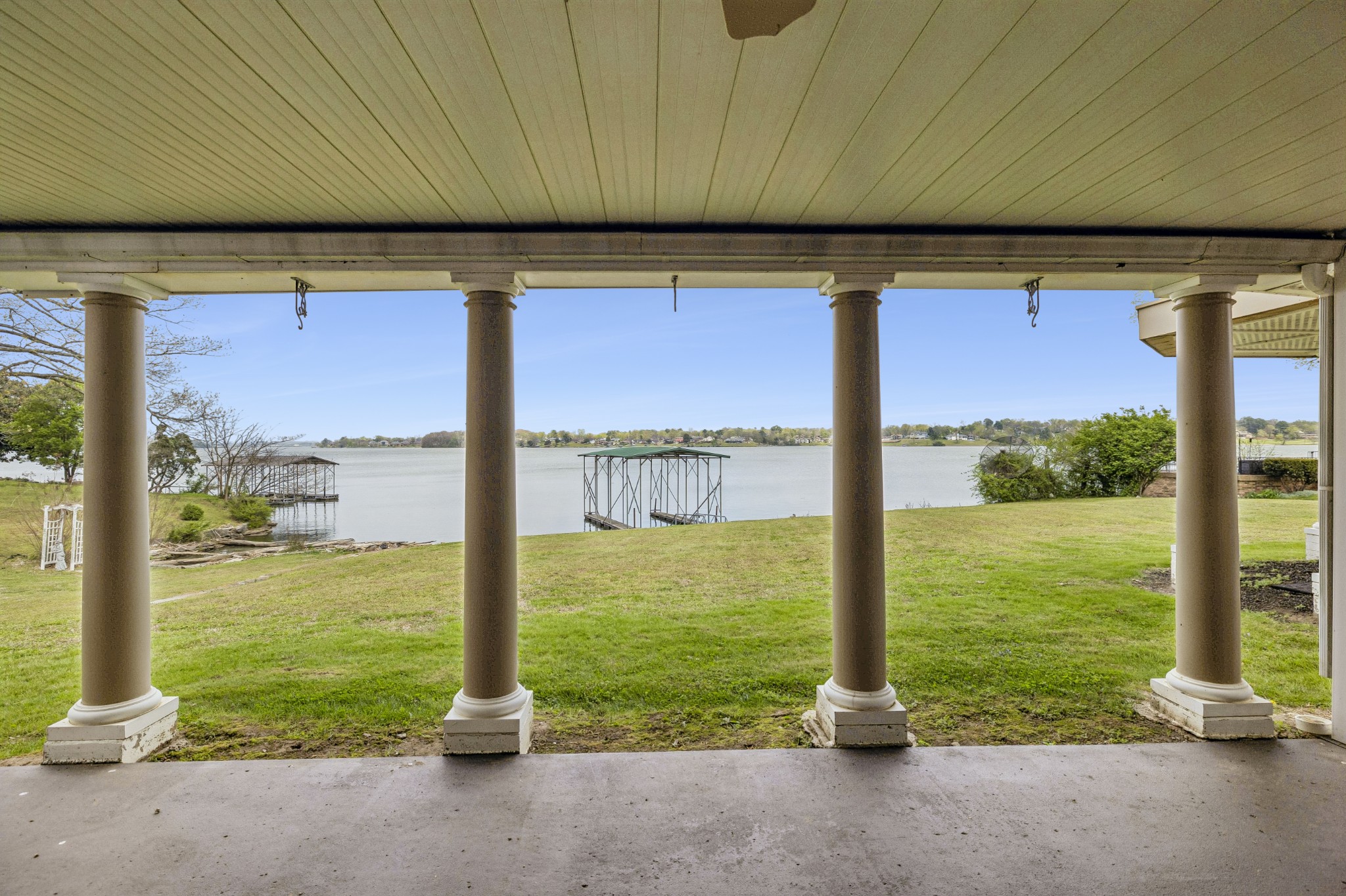 3211 Lakeshore Drive Old Hickory TN 37138