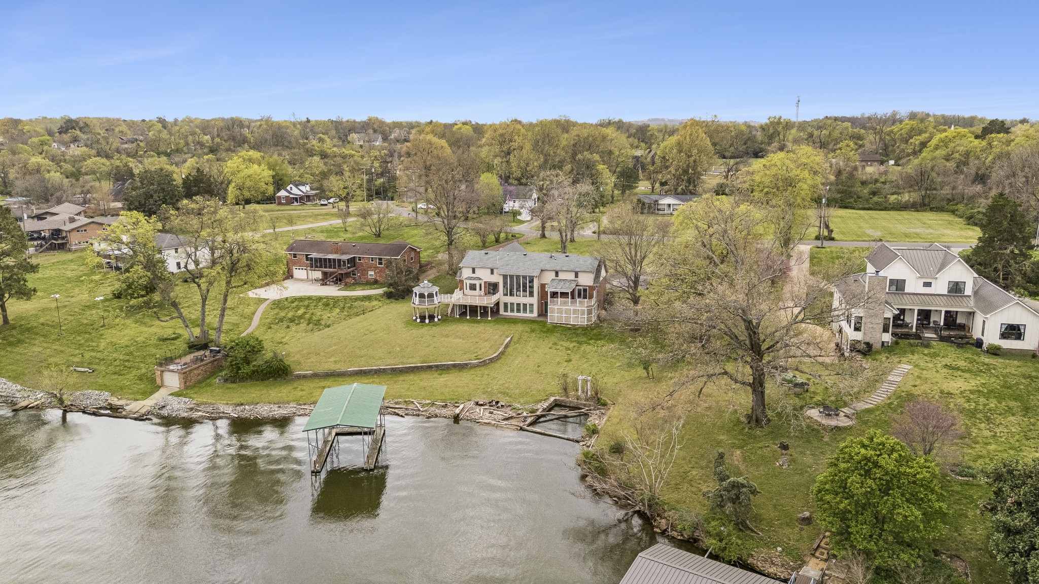 3211 Lakeshore Drive Old Hickory TN 37138