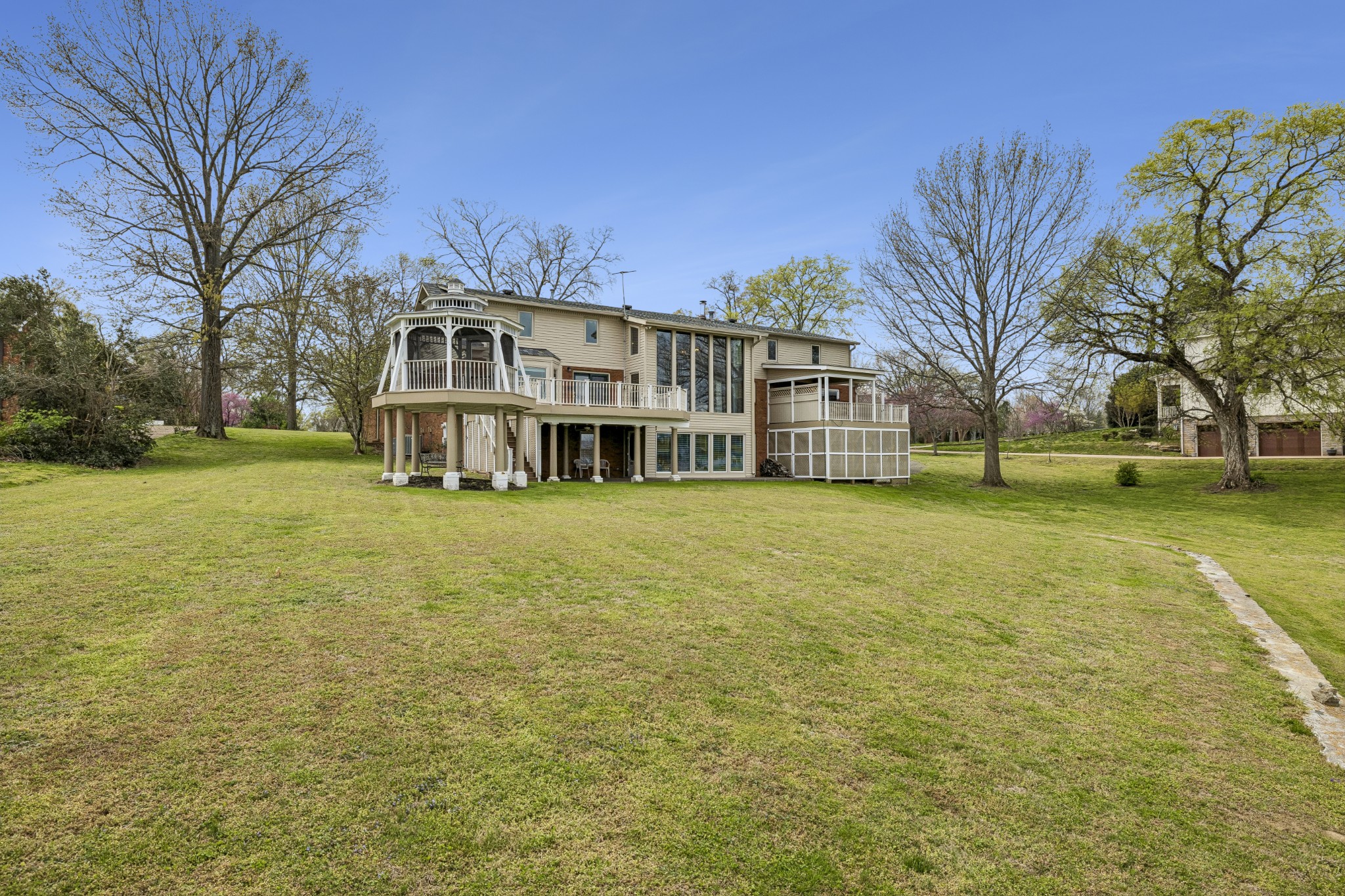 3211 Lakeshore Drive Old Hickory TN 37138