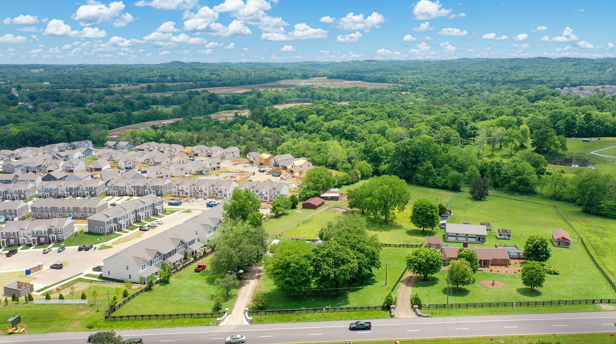 2358 Nashville Highway Columbia TN 38401