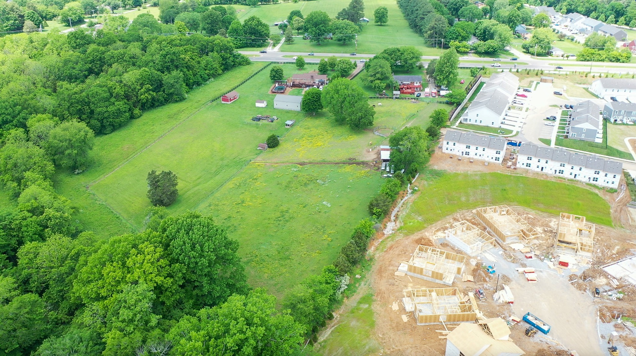2358 Nashville Highway Columbia TN 38401