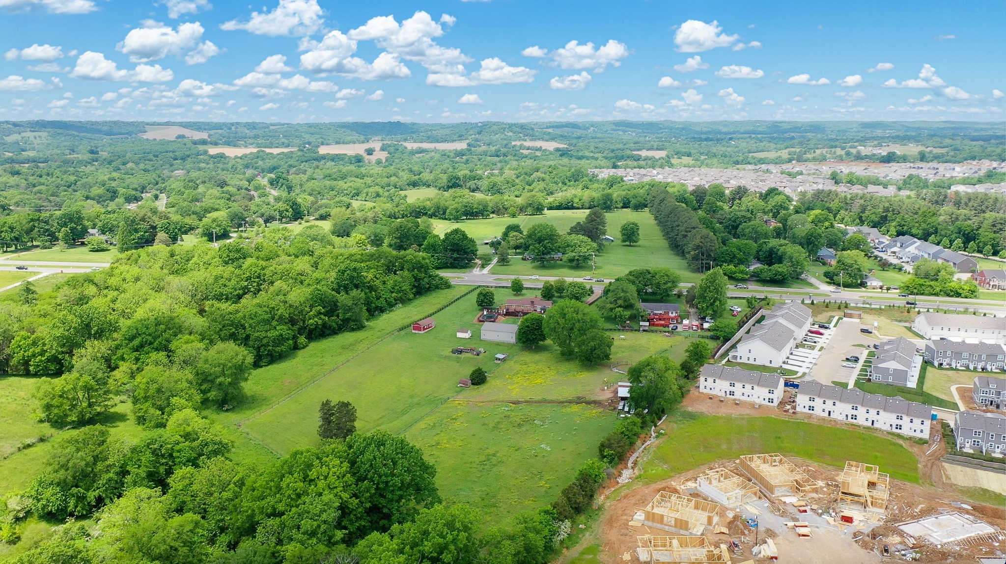 2358 Nashville Highway Columbia TN 38401