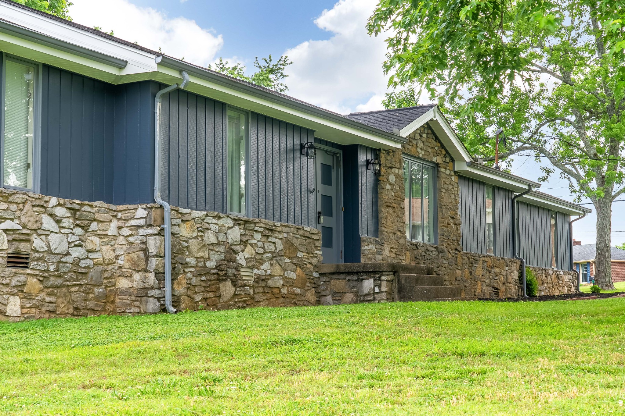 142 Allen Drive Hendersonville TN 37075