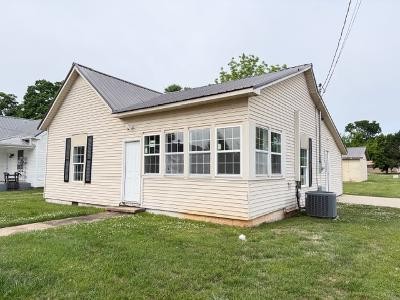 102 Hodges St, N Cowan TN 37318