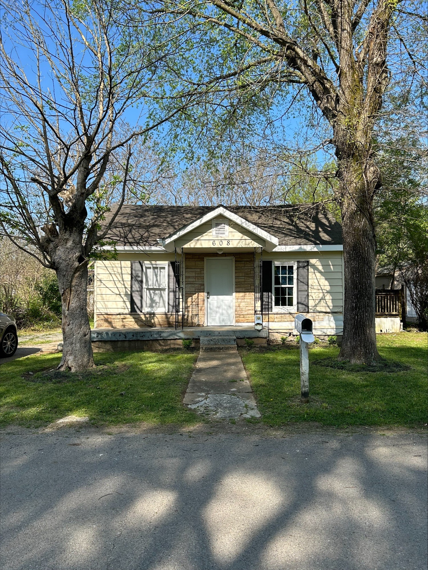 608 Campbell Street Lebanon TN 37087