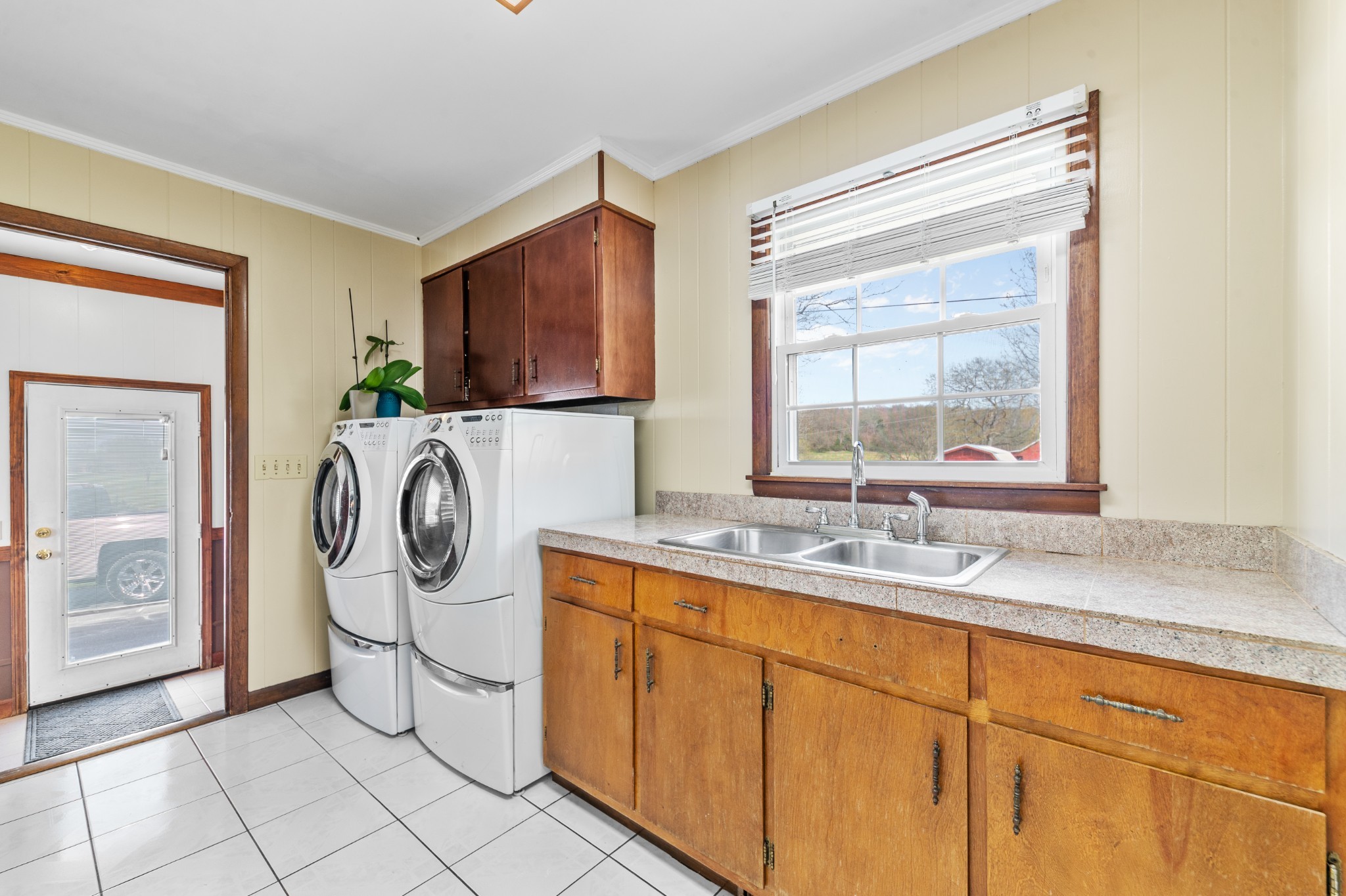 1839 Polly Adams Road Belfast TN 37019