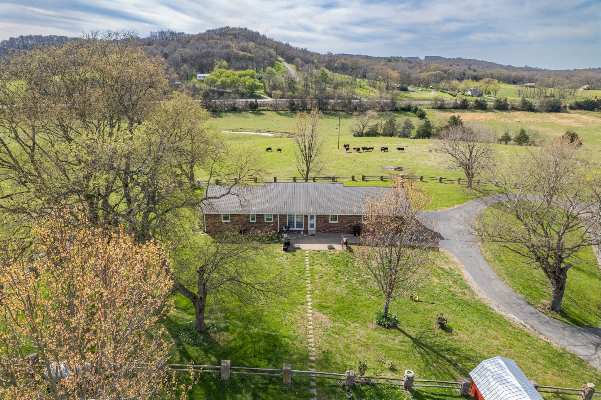 1839 Polly Adams Road Belfast TN 37019