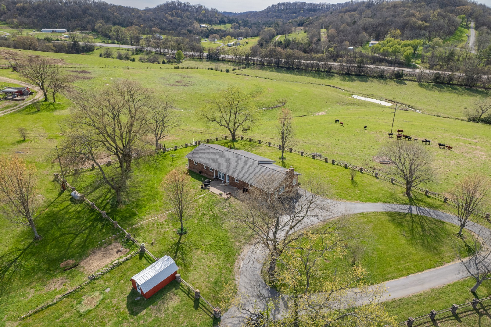 1839 Polly Adams Road Belfast TN 37019