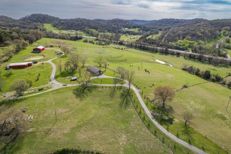 1839 Polly Adams Road Belfast TN 37019
