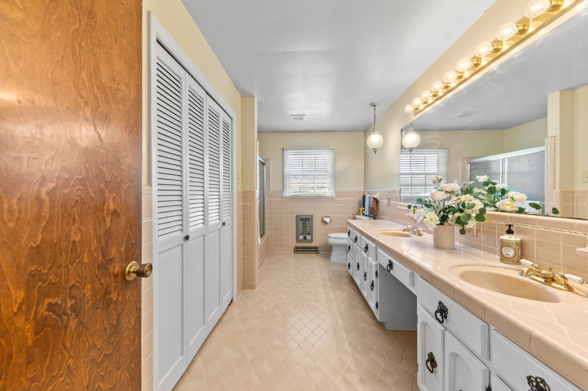 1839 Polly Adams Road Belfast TN 37019