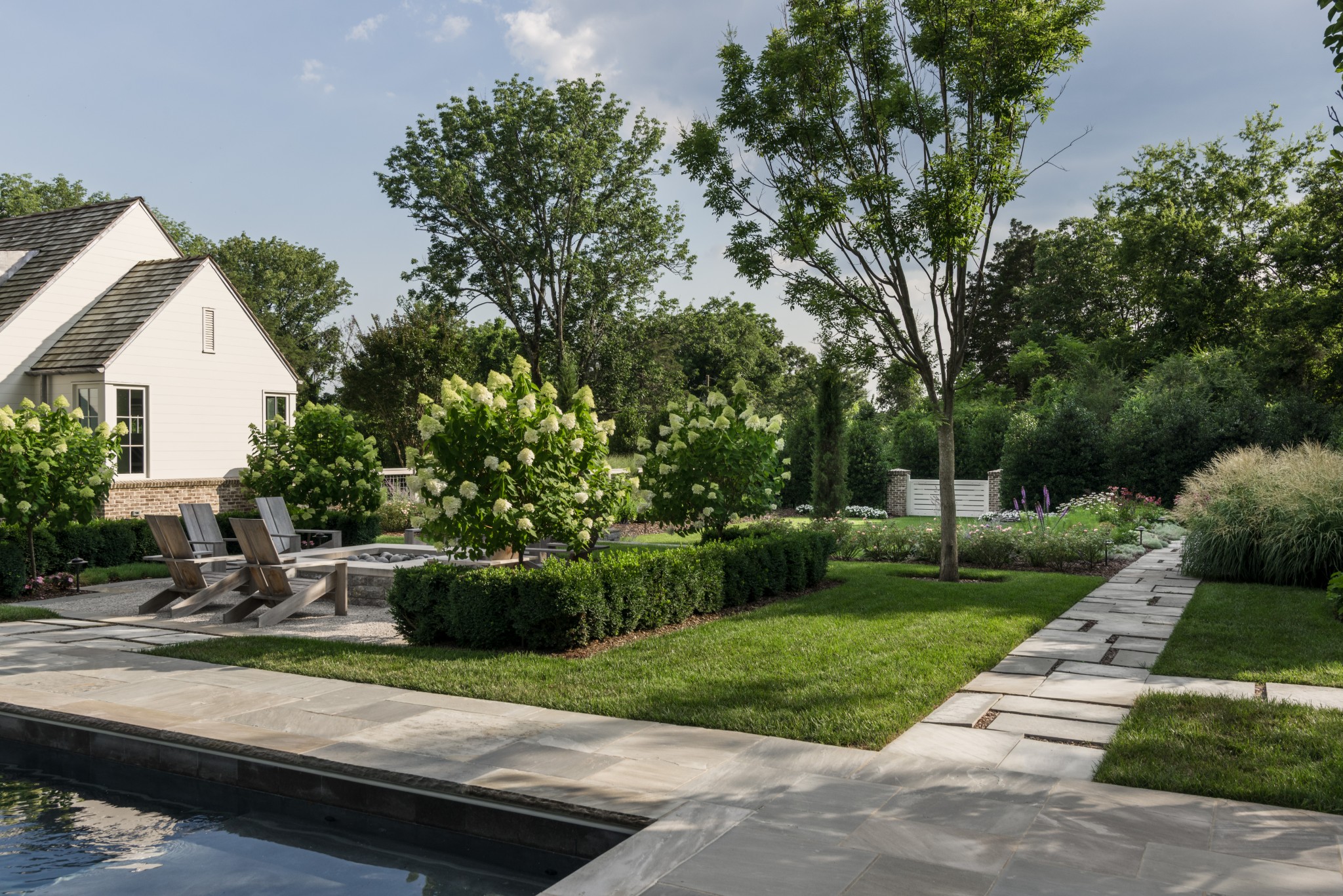 5623 Hillsboro Pike Nashville TN 37215