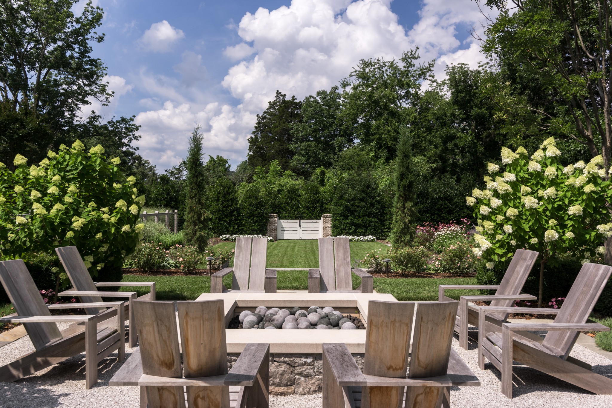 5623 Hillsboro Pike Nashville TN 37215