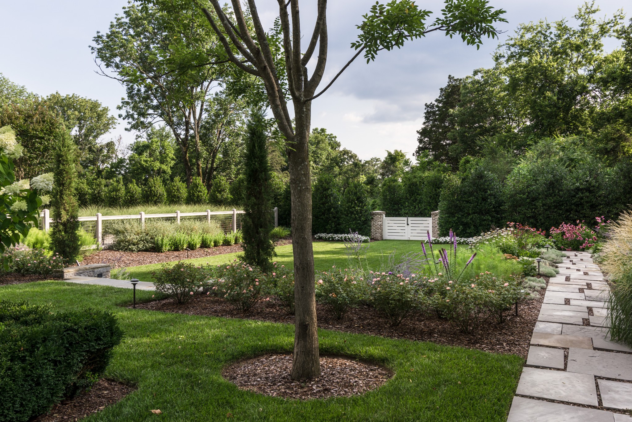 5623 Hillsboro Pike Nashville TN 37215