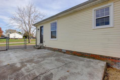 747 Shelton Circle Clarksville TN 37042