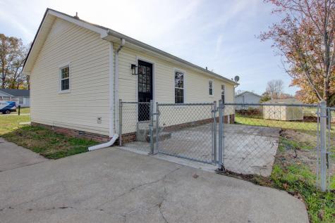 747 Shelton Circle Clarksville TN 37042